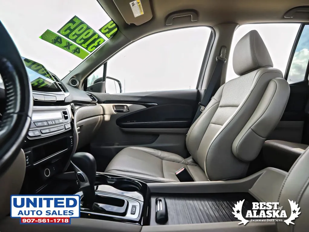 Honda Ridgeline photo 12