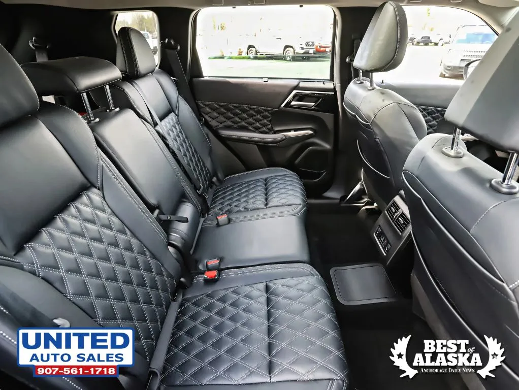 Mitsubishi Outlander photo 13