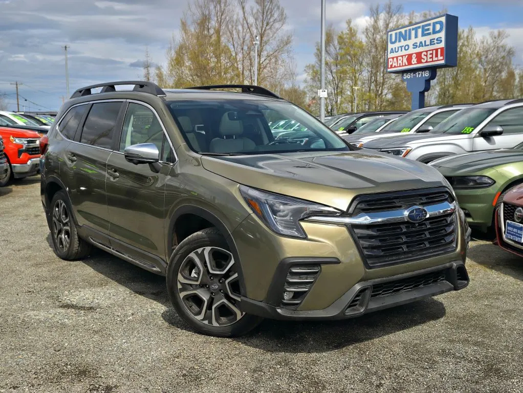 2023 Subaru Ascent Limited Sport Utility 4D
