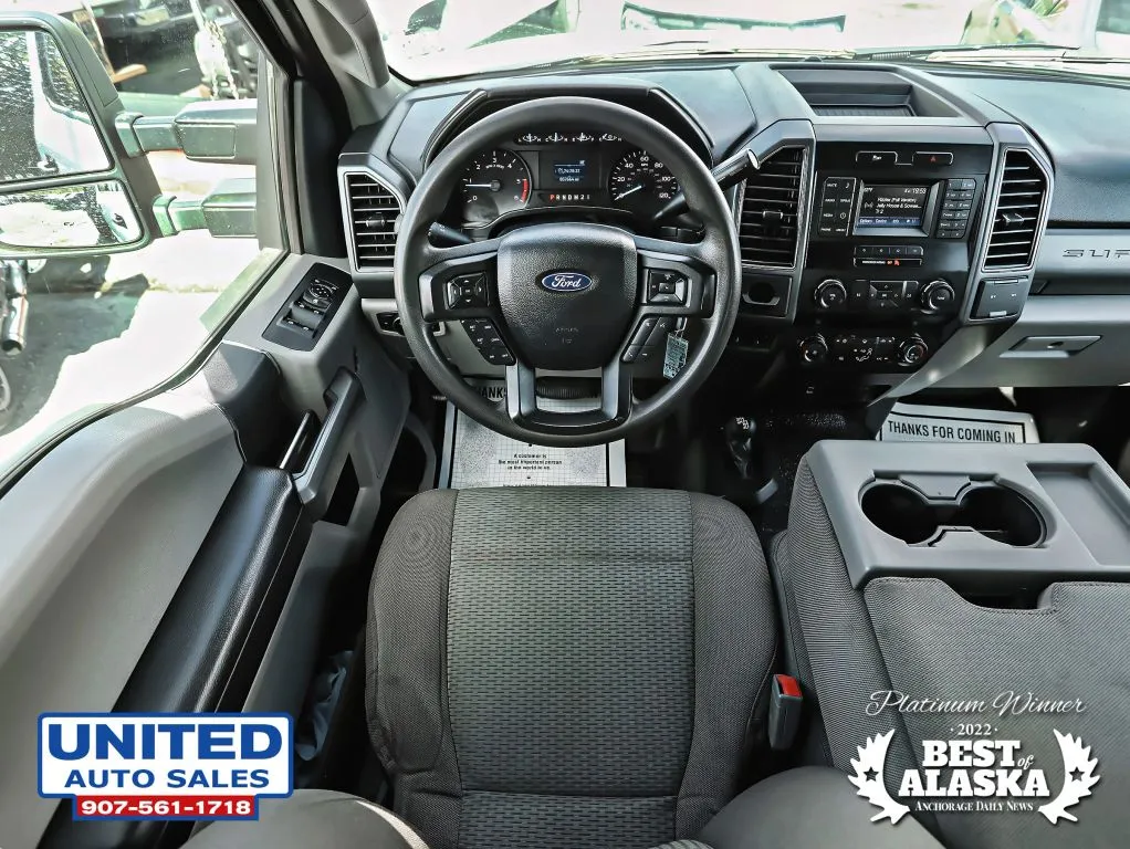 Ford F-550 photo 19