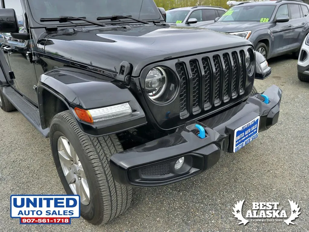 Jeep Wrangler photo 8