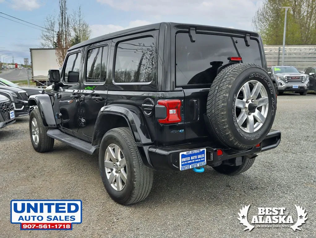 Jeep Wrangler photo 3