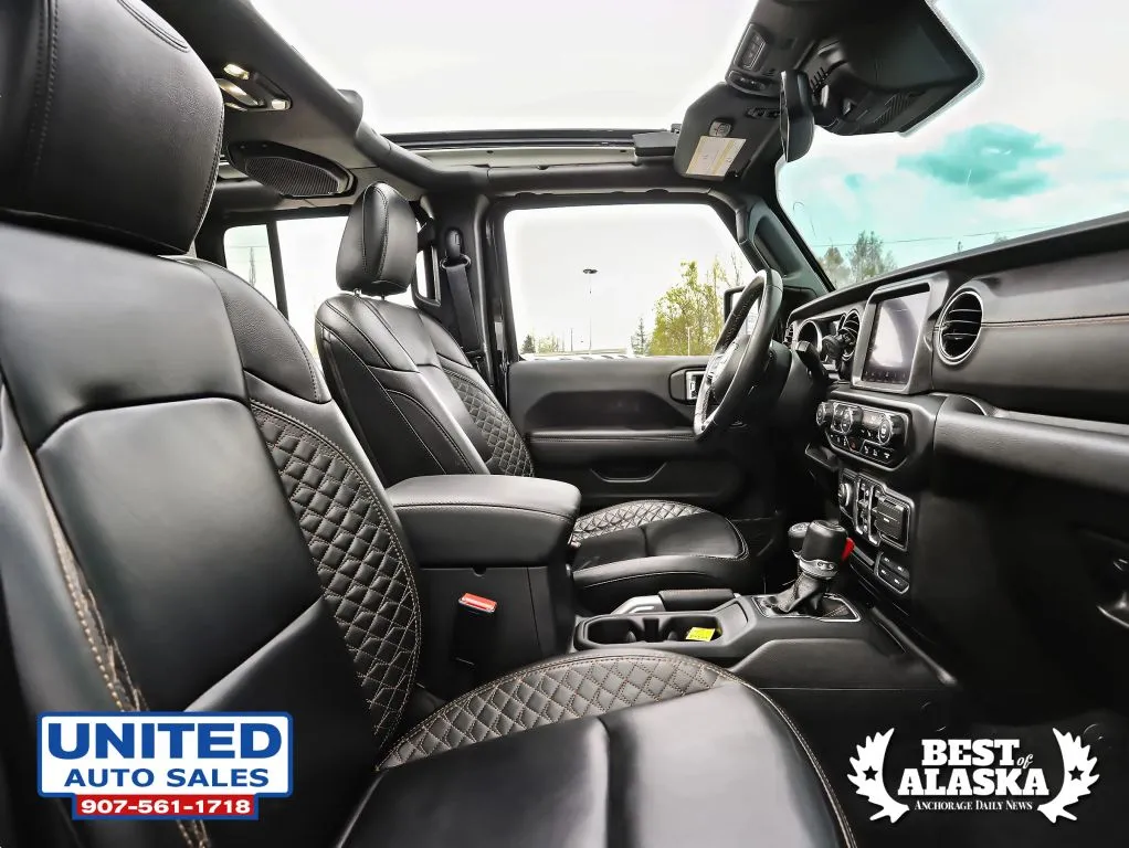 Jeep Wrangler photo 14