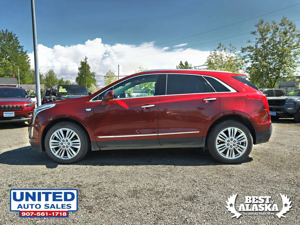 Cadillac XT5 photo 9