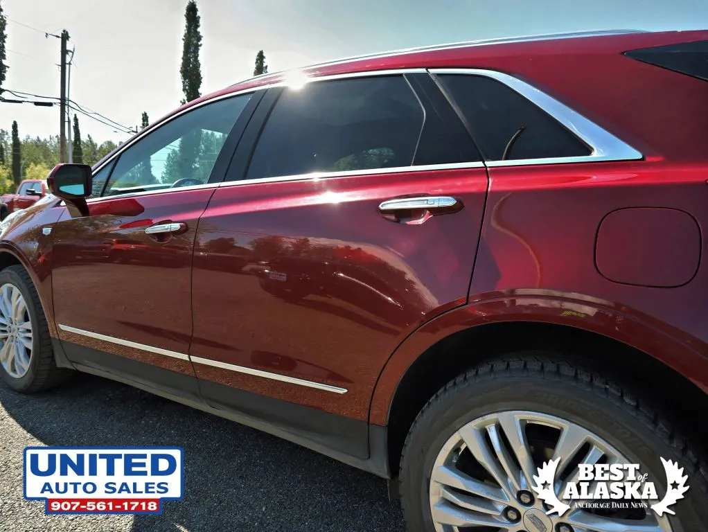 Cadillac XT5 photo 23