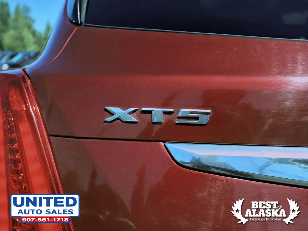 Cadillac XT5 photo 25