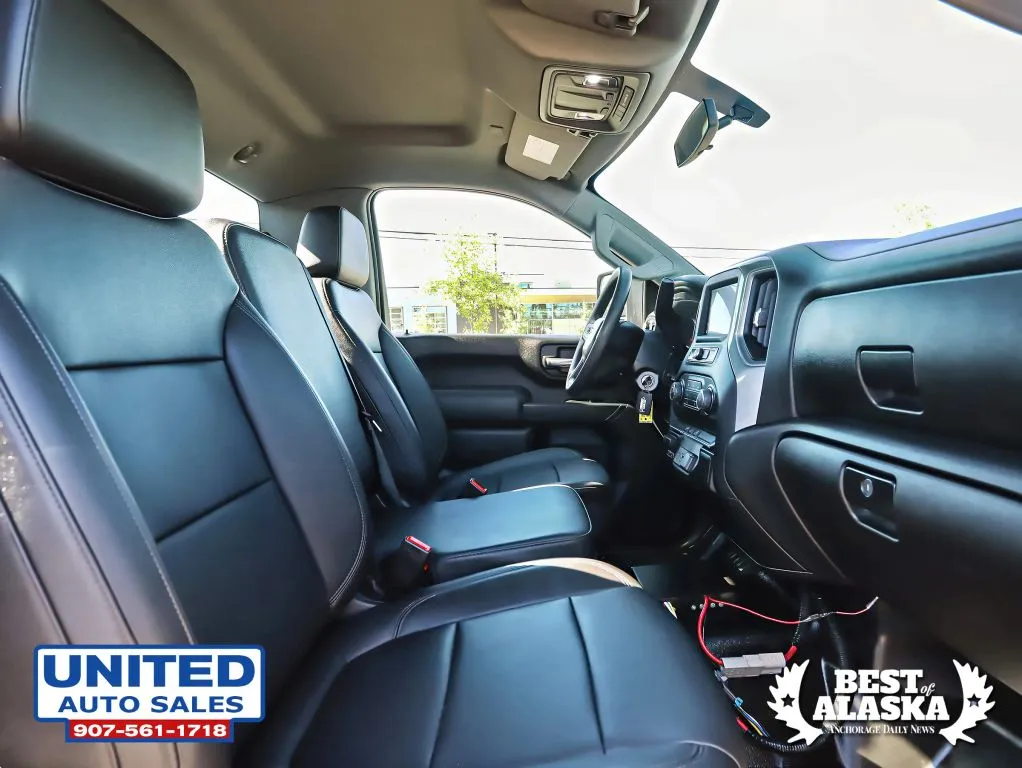 Chevrolet Silverado photo 48