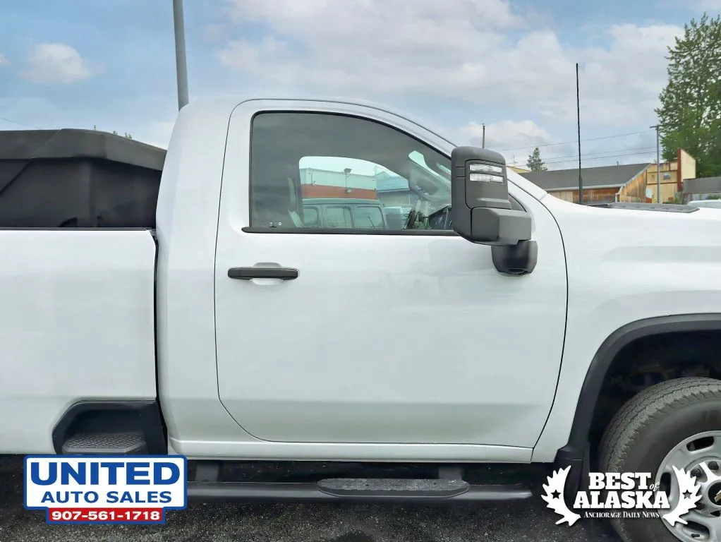 Chevrolet Silverado photo 24