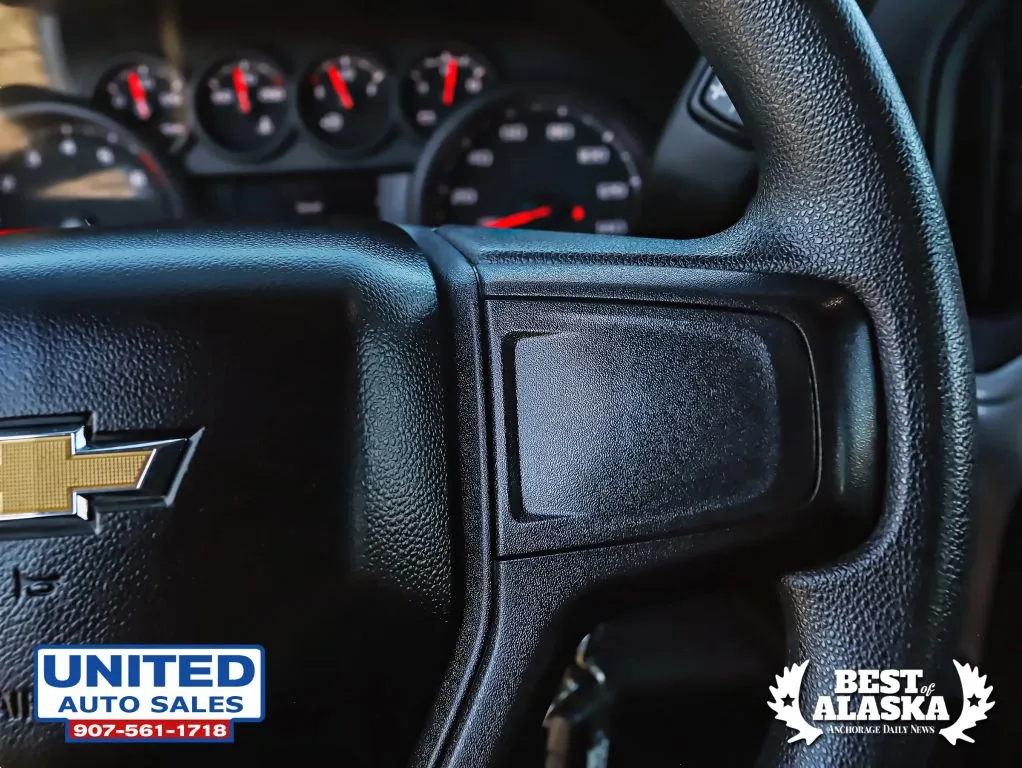 Chevrolet Silverado photo 40