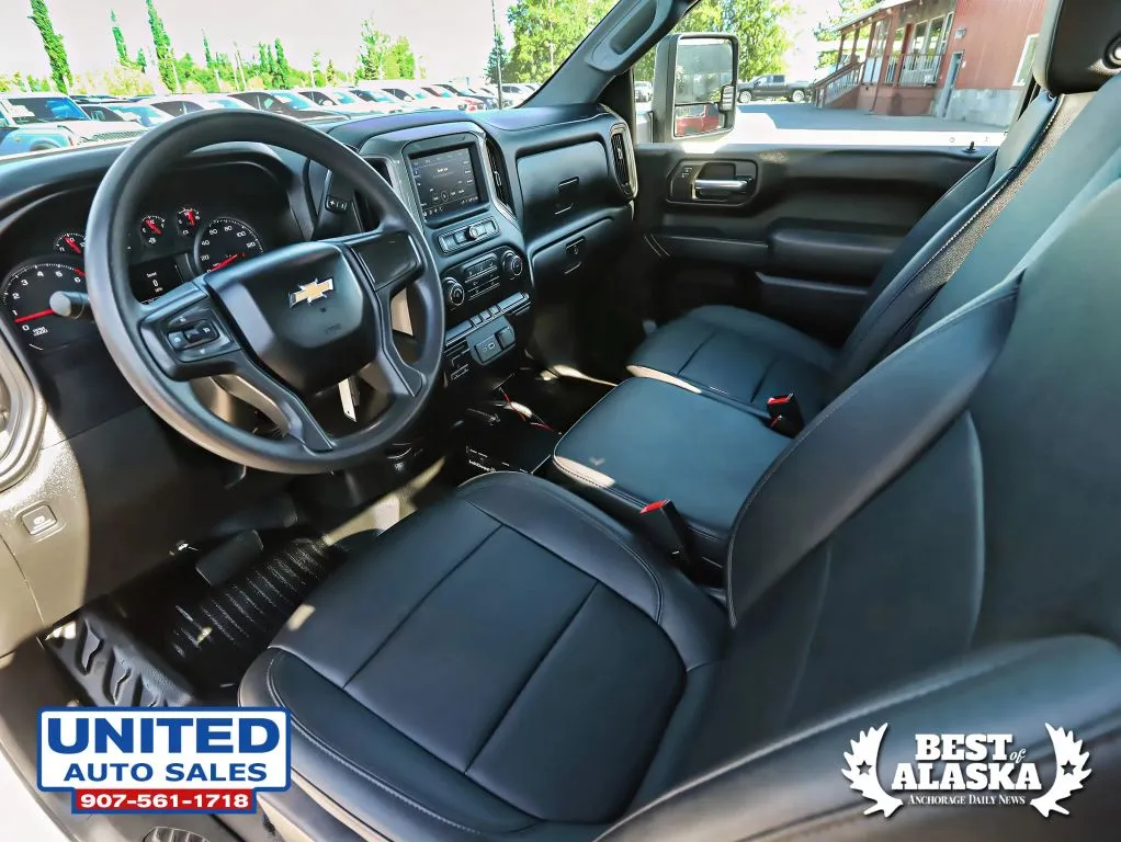 Chevrolet Silverado photo 36