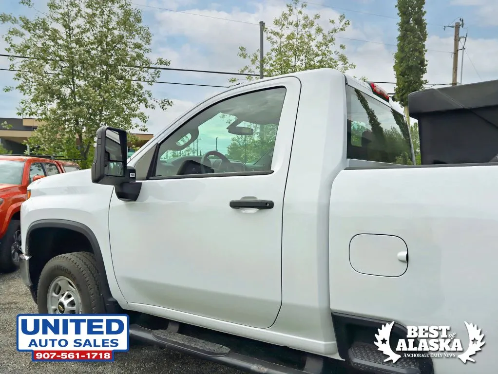 Chevrolet Silverado photo 7