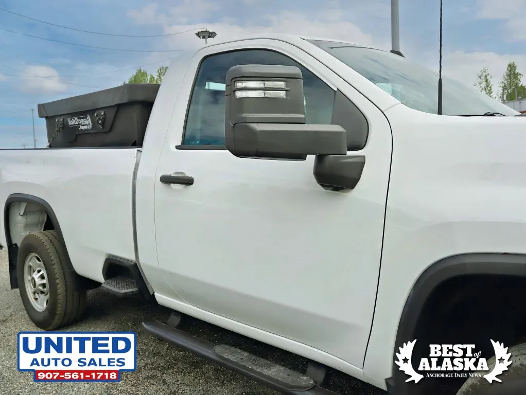 Chevrolet Silverado photo 6