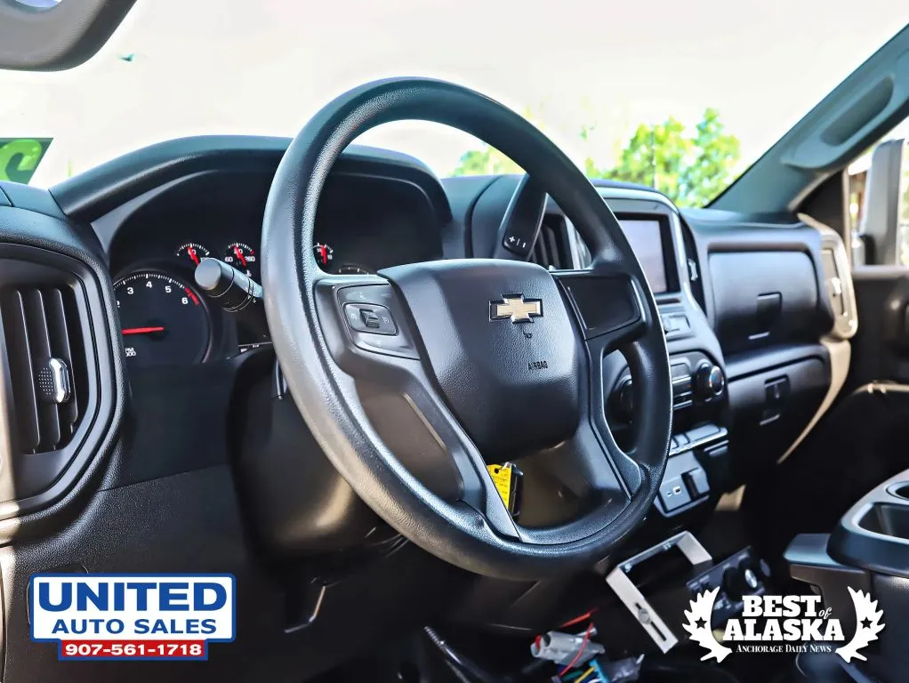 Chevrolet Silverado photo 40