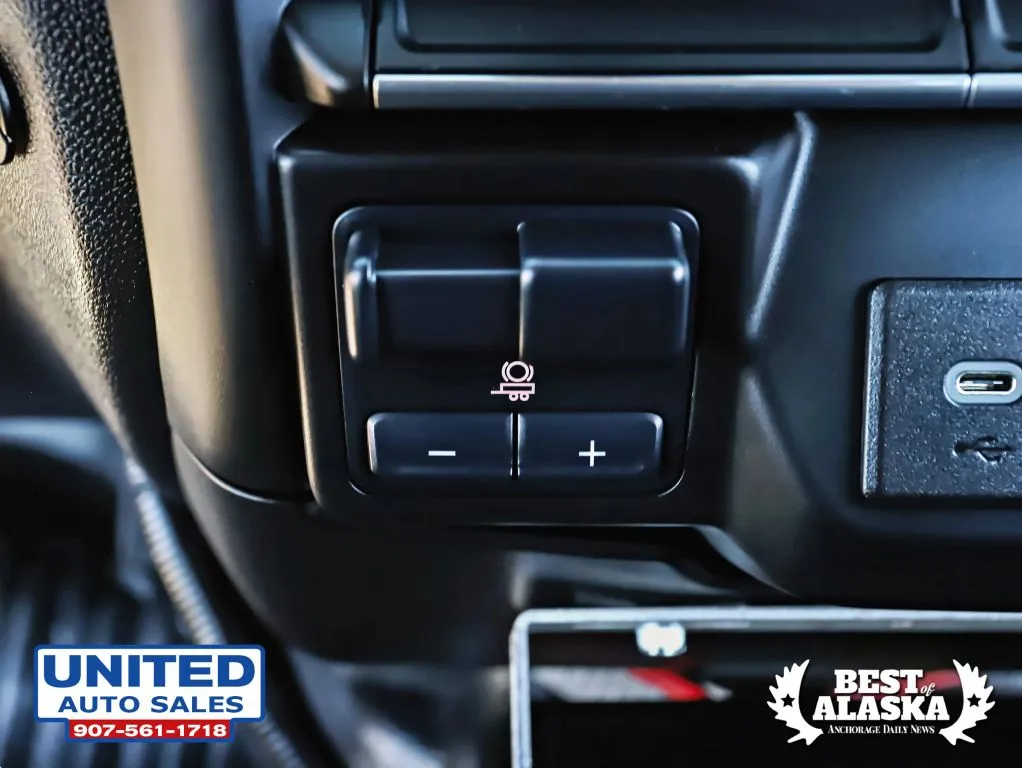Chevrolet Silverado photo 48