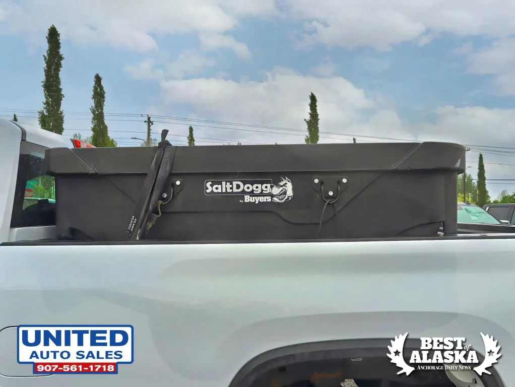 Chevrolet Silverado photo 24