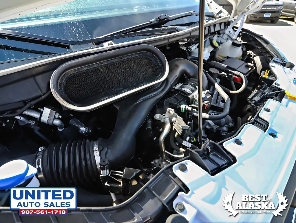 Ford Transit-250 photo 20