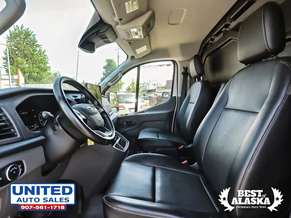 Ford Transit-250 photo 11