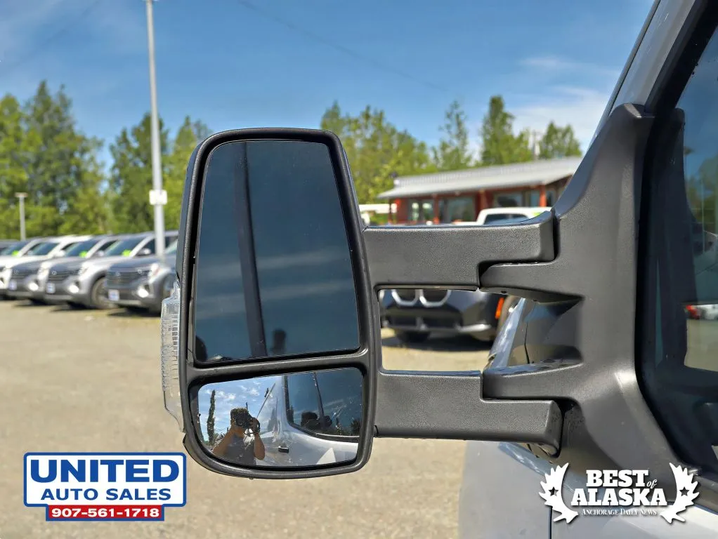 Ford Transit-250 photo 27
