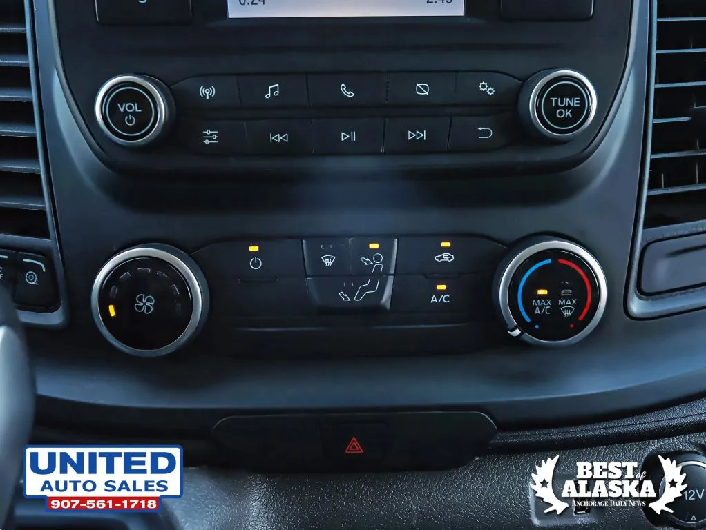Ford Transit-250 photo 43
