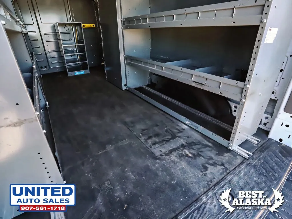 Ford Transit-250 photo 56