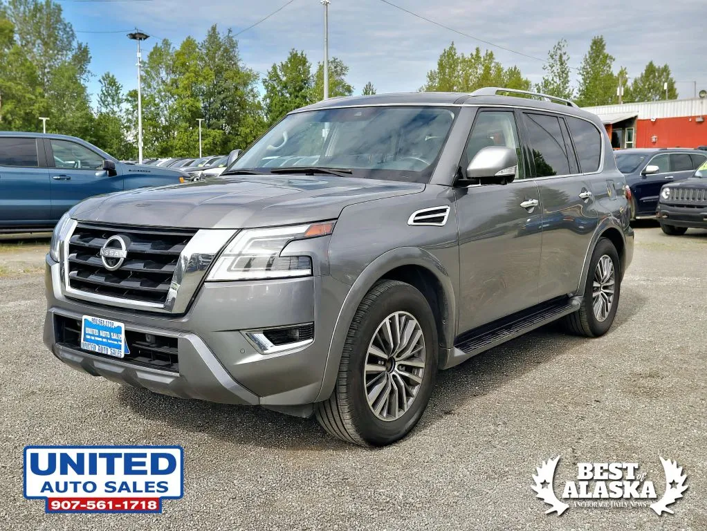 Nissan Armada photo 2