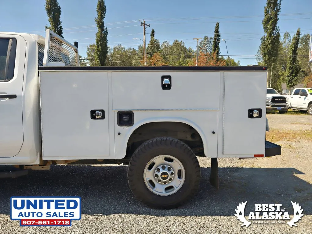 Chevrolet Silverado photo 23