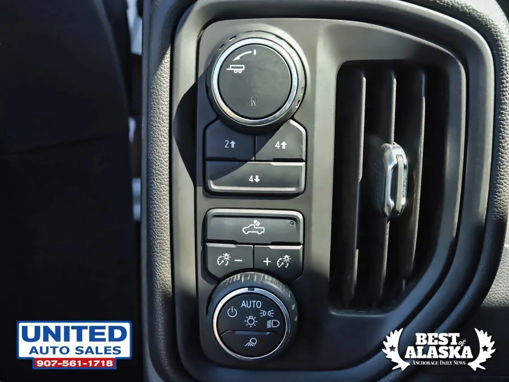 Chevrolet Silverado photo 20