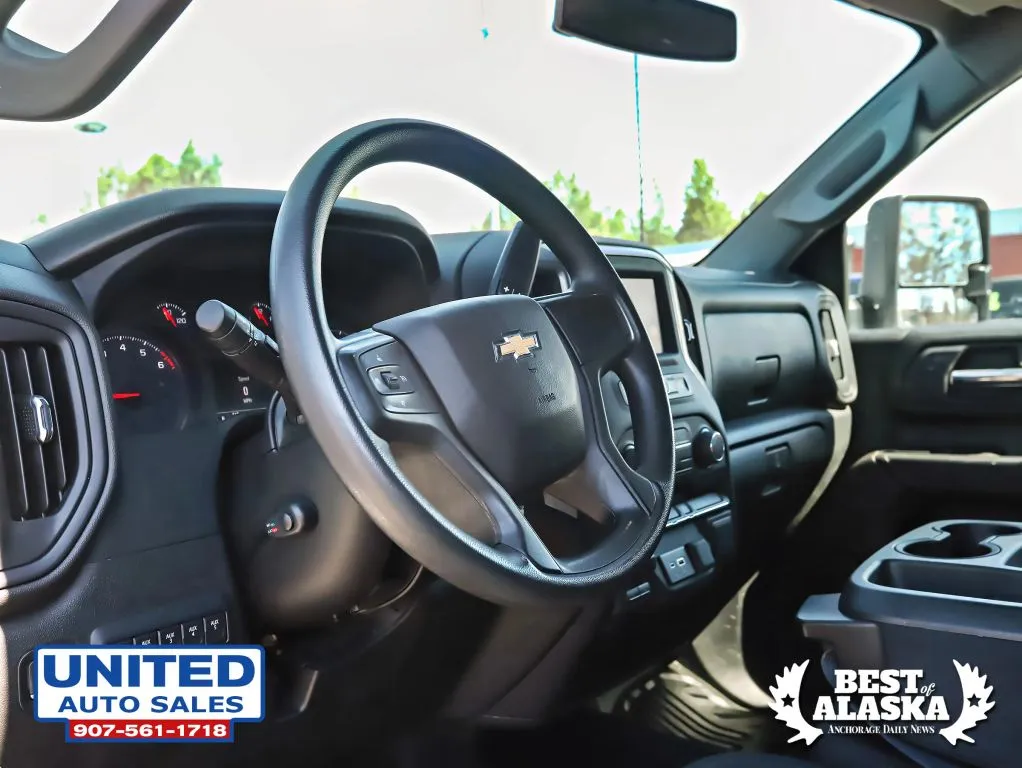 Chevrolet Silverado photo 34