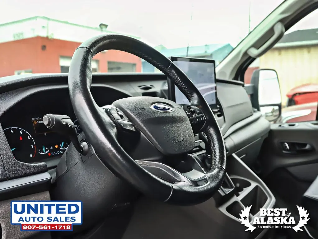 Ford Transit-250 photo 34