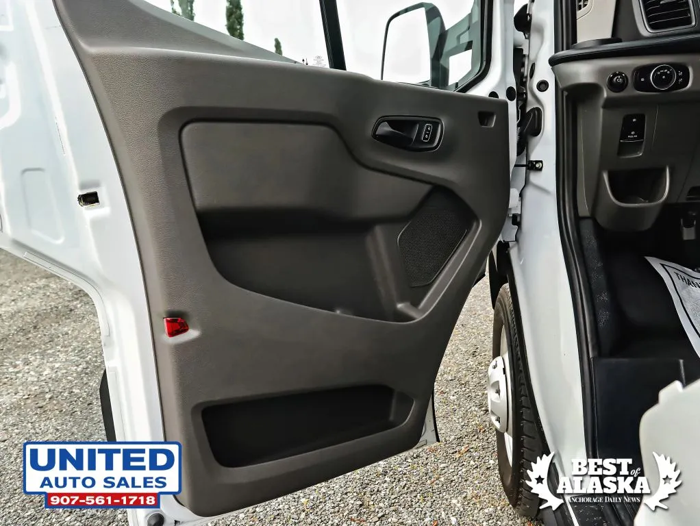 Ford Transit-250 photo 88