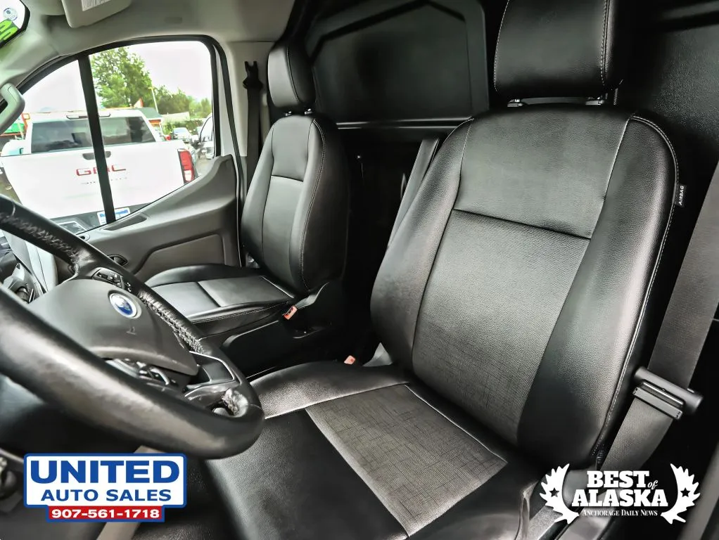 Ford Transit-250 photo 69