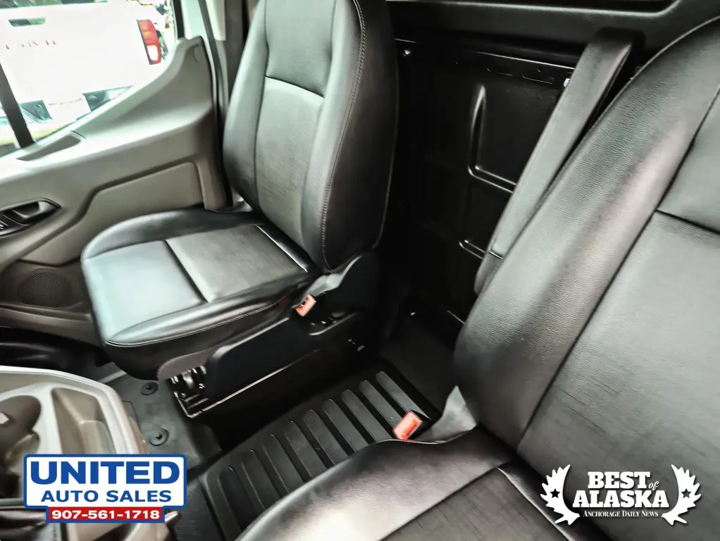 Ford Transit-250 photo 75
