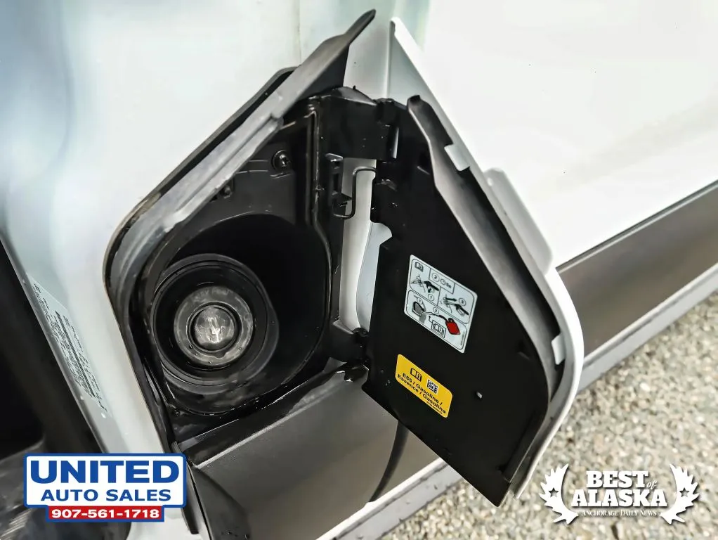 Ford Transit-250 photo 49