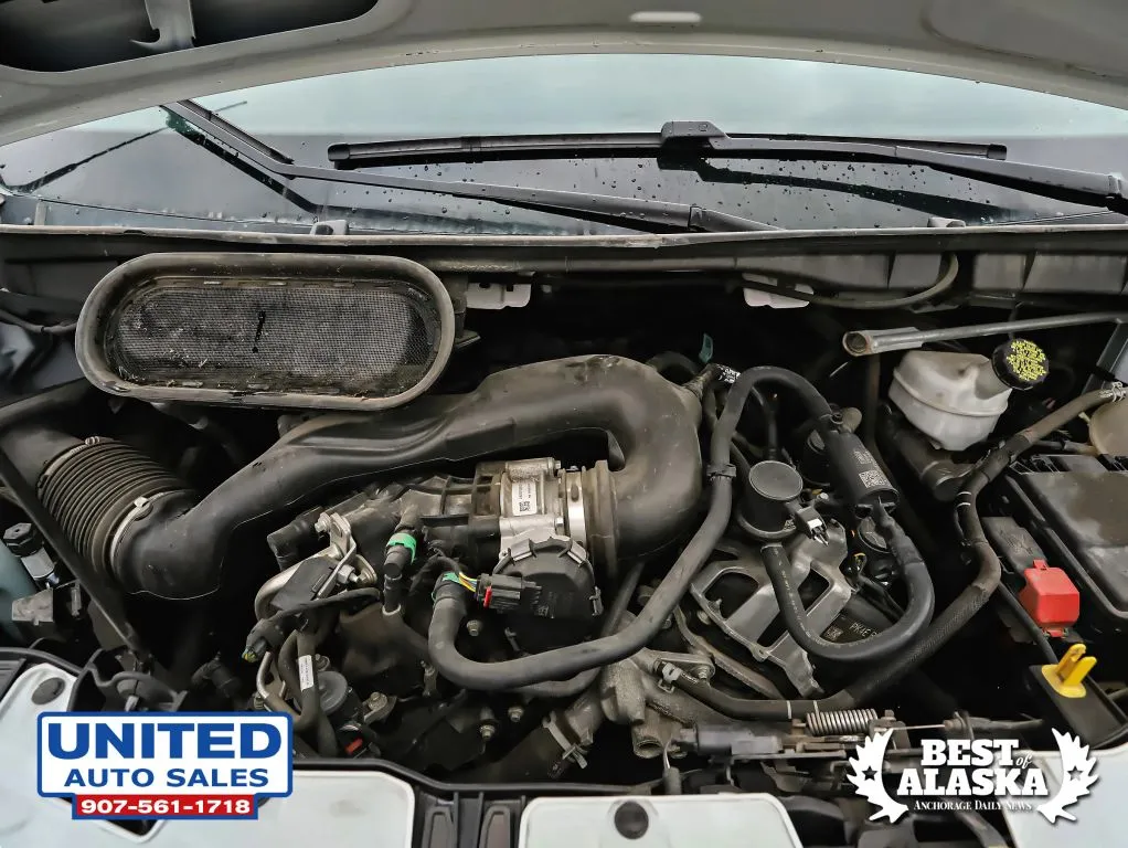 Ford Transit-250 photo 43