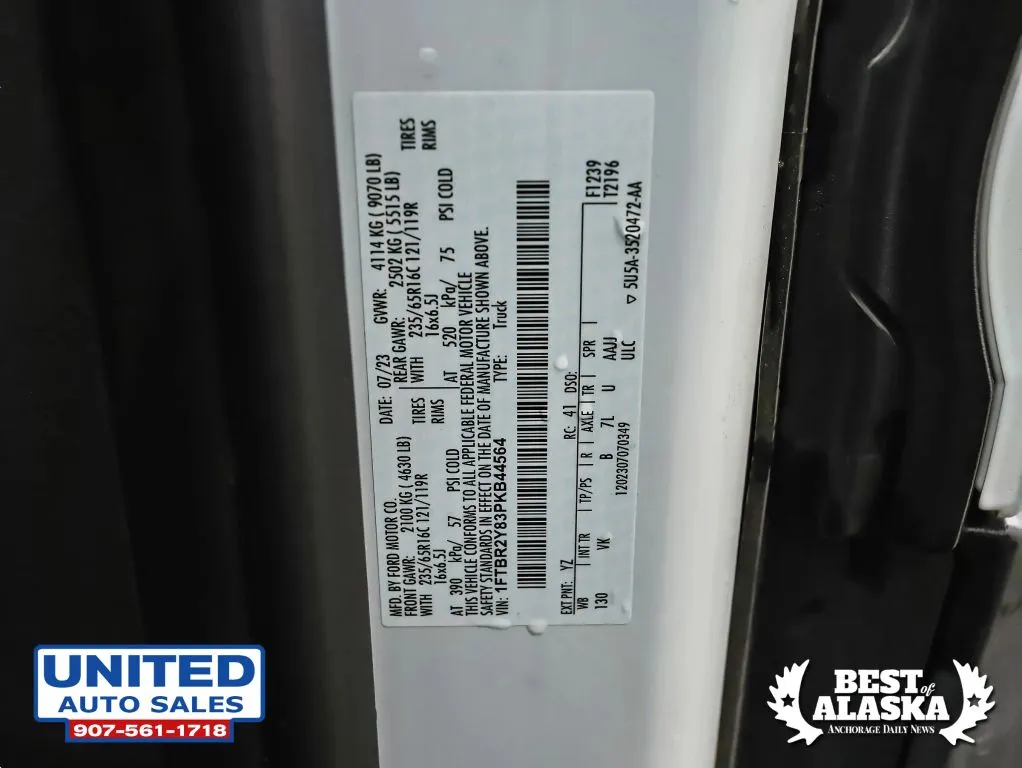 Ford Transit-250 photo 44