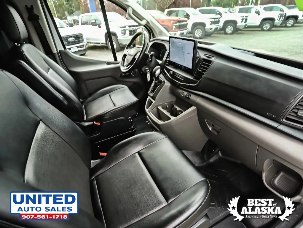 Ford Transit-250 photo 78