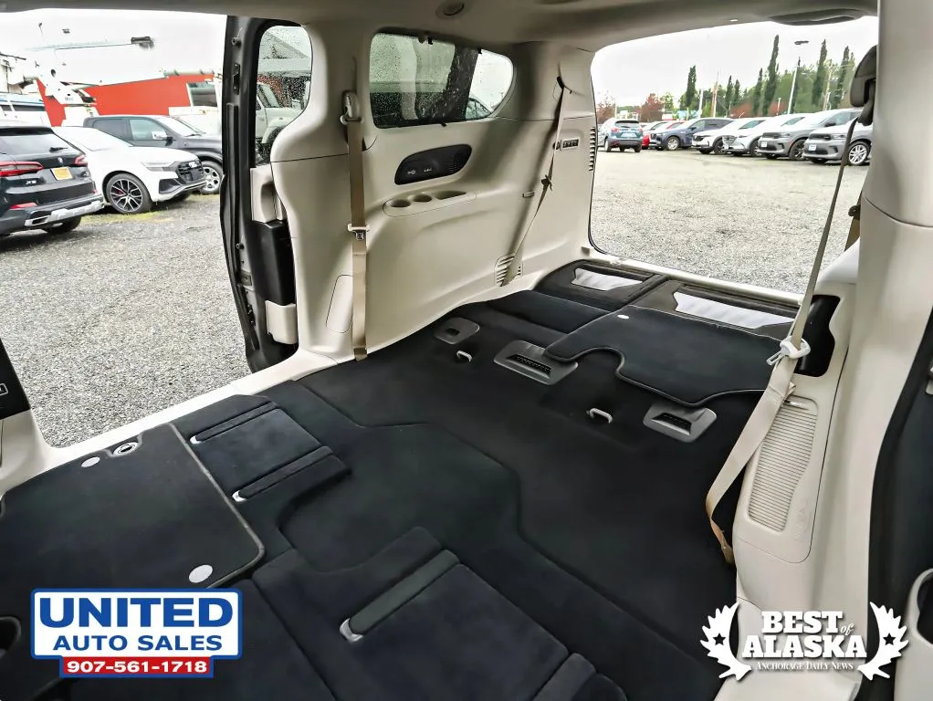 Chrysler Pacifica photo 53
