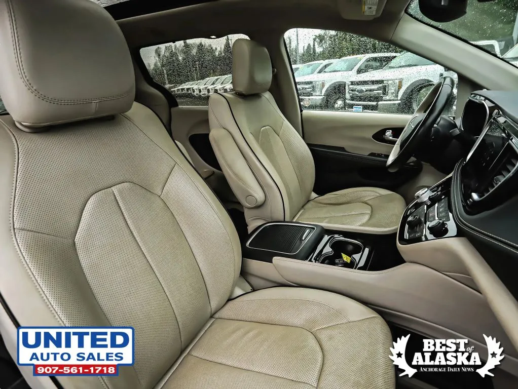 Chrysler Pacifica photo 49