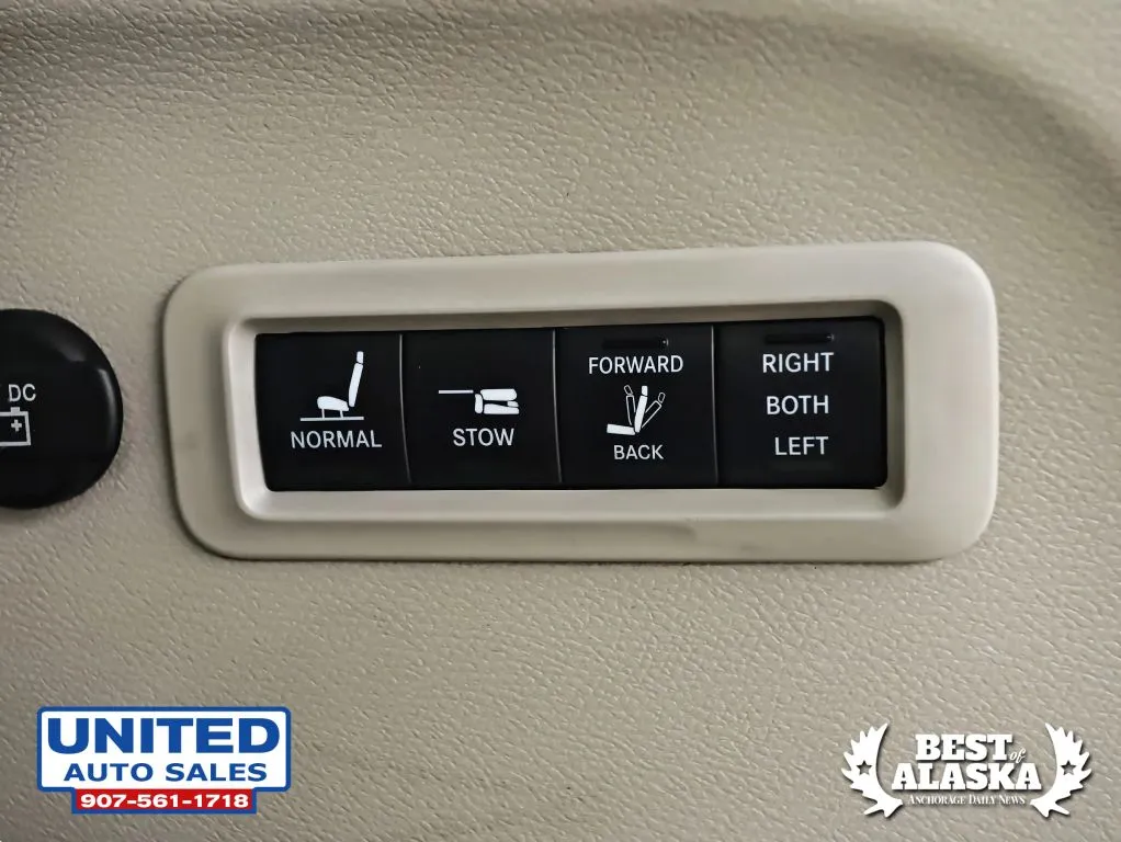 Chrysler Pacifica photo 54