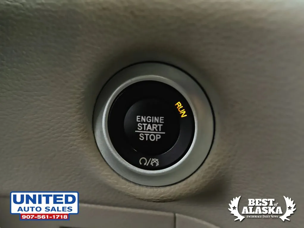 Chrysler Pacifica photo 38