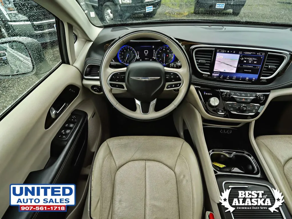 Chrysler Pacifica photo 56