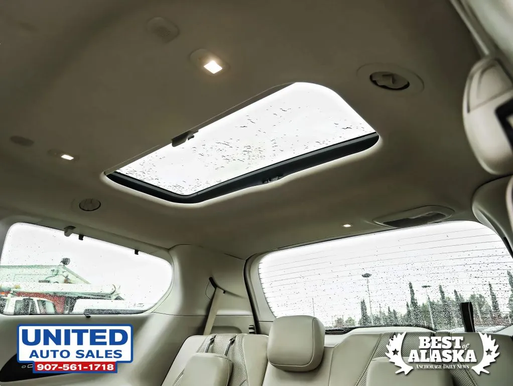 Chrysler Pacifica photo 45
