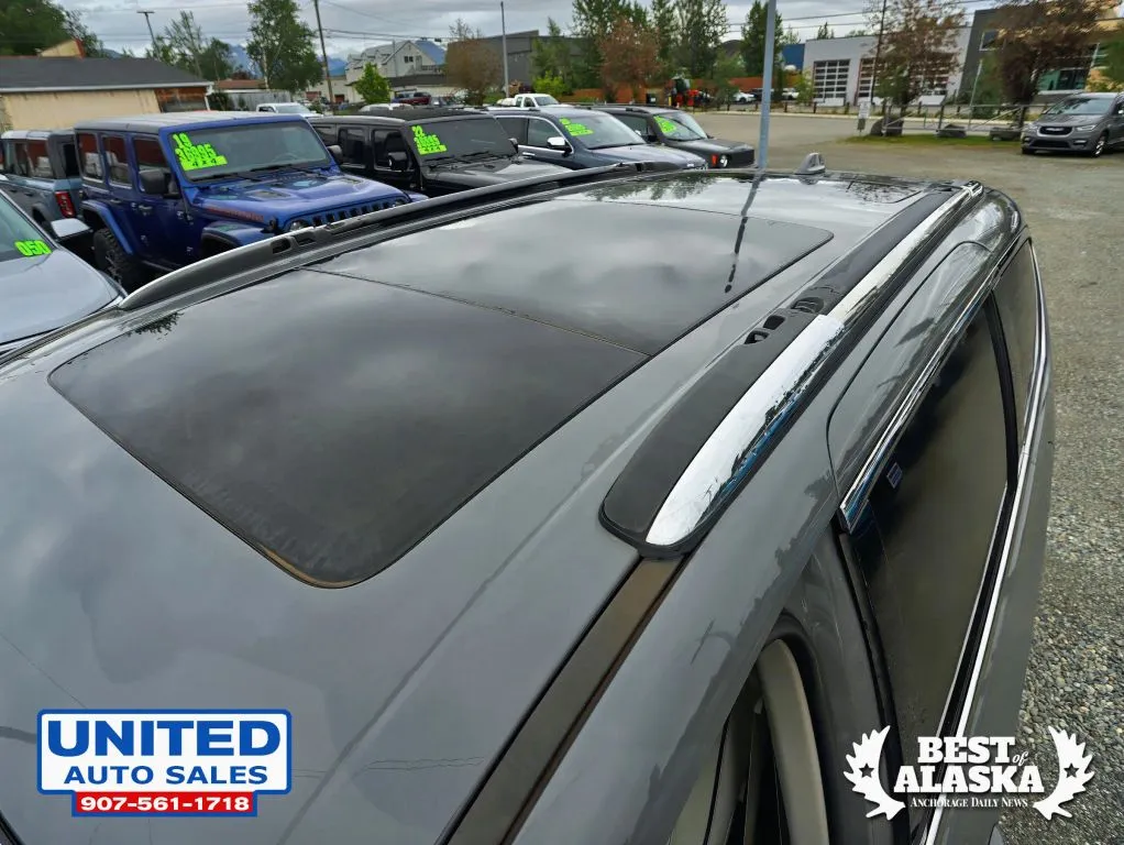 Chrysler Pacifica photo 10