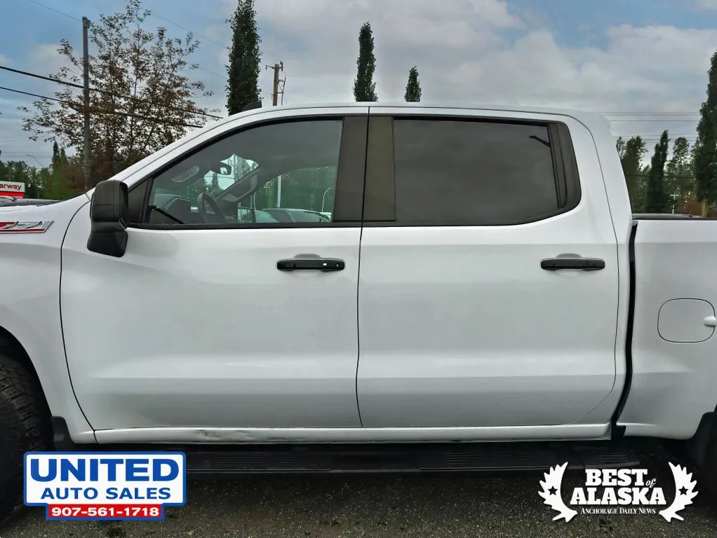 Chevrolet Silverado photo 23