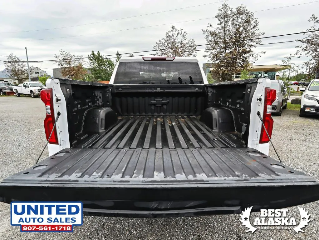 Chevrolet Silverado photo 10