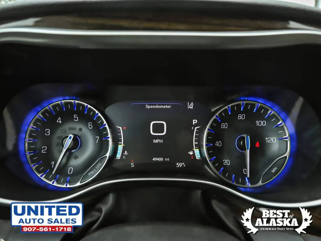 Chrysler Pacifica photo 30