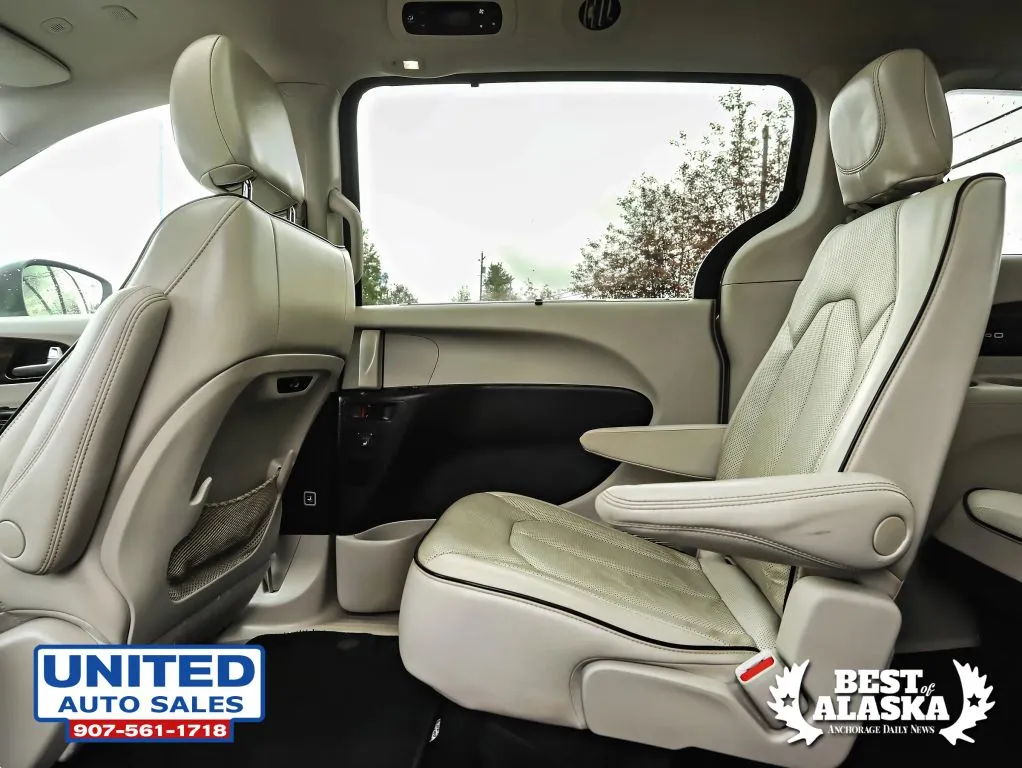 Chrysler Pacifica photo 42
