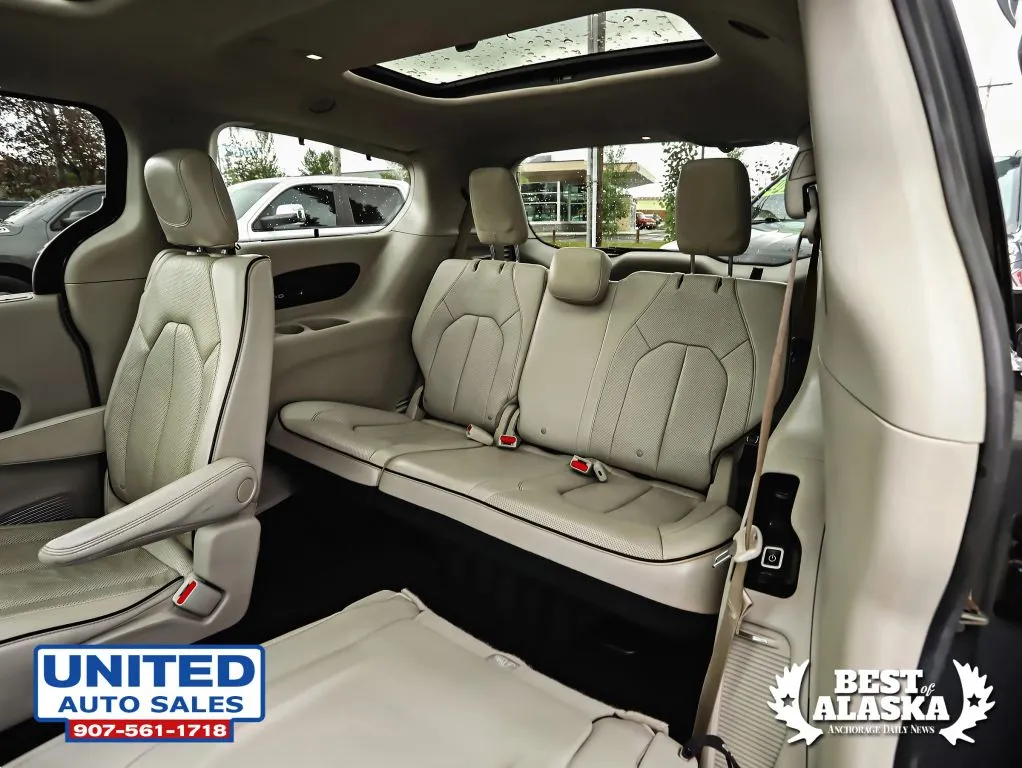 Chrysler Pacifica photo 41