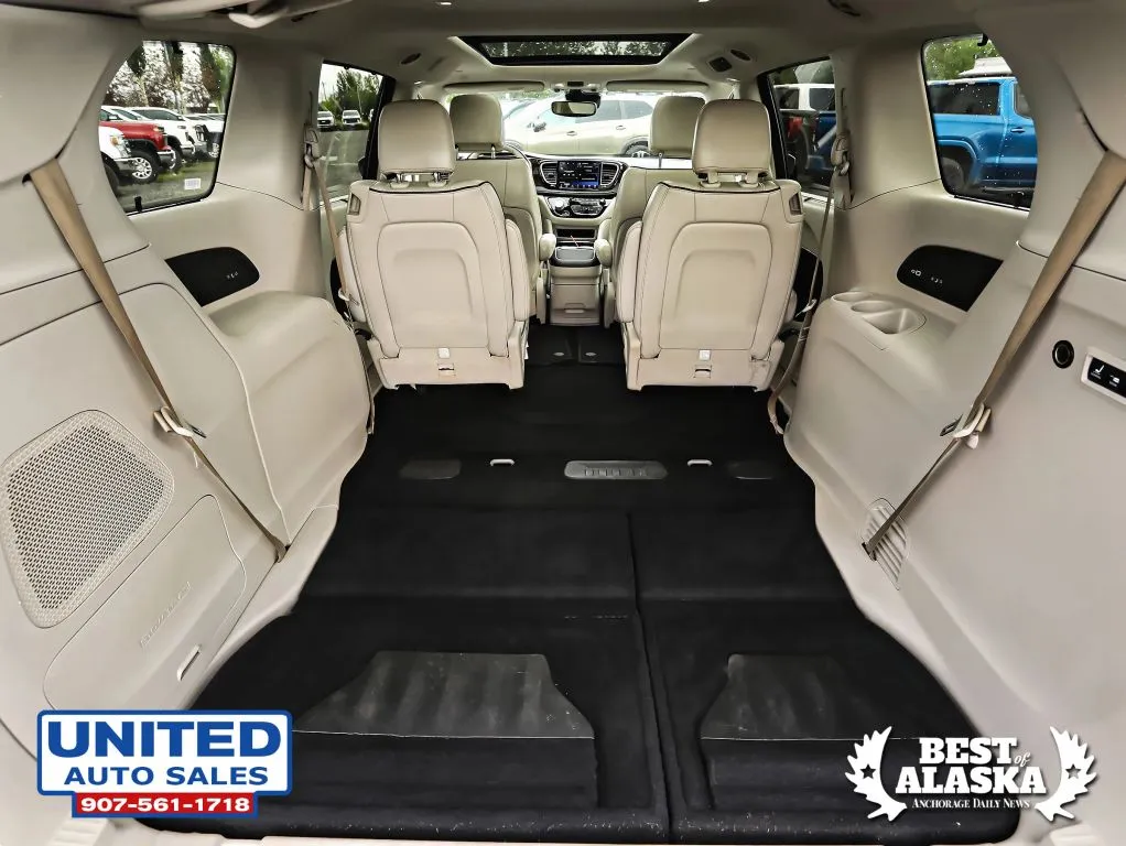 Chrysler Pacifica photo 63