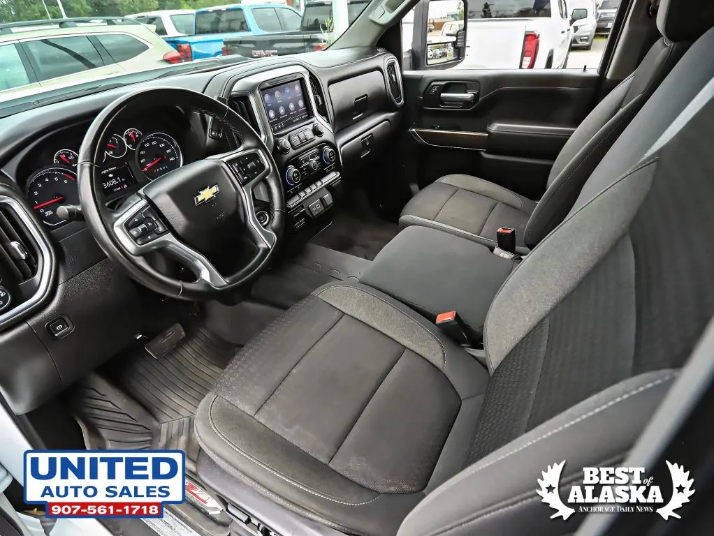 Chevrolet Silverado photo 32